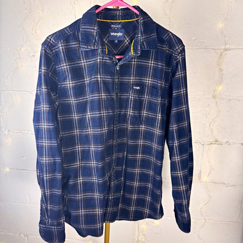 wrangler men’s M regular fit blue plaid long sleeve button down shirt cotton